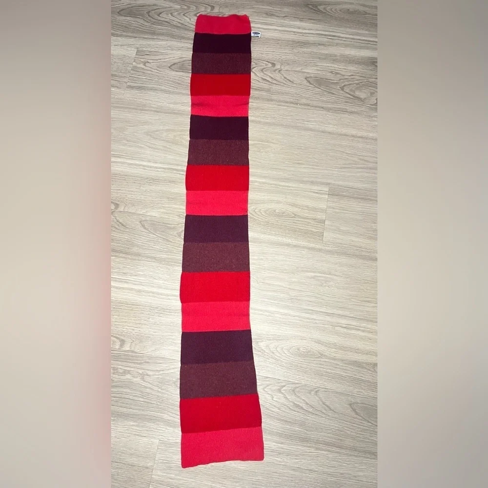 Old Navy vibrant scarf